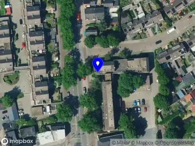 Brandweer met grote spoed naar de Plevierweg in Apeldoorn vanwege gebouwbrand