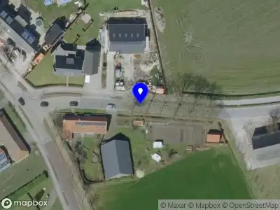 Brandweer met grote spoed naar de Langvoort in Hooge Mierde vanwege voertuigbrand