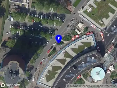 Ambulance met gepaste spoed naar de Van Eesterenplein in Dordrecht