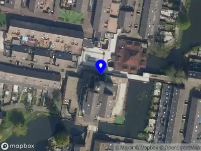 Ambulance met gepaste spoed naar de Marsdiep in Capelle aan den IJssel