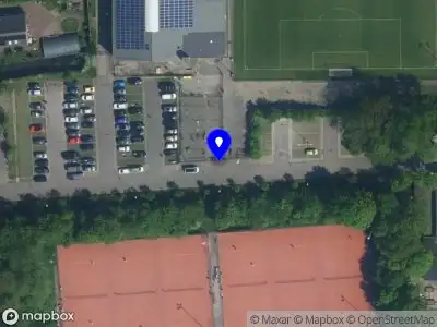 Ambulance met gepaste spoed naar de Henk van Turnhoutpad in Haarlem