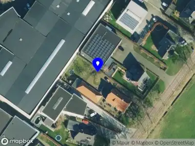 Brandweer met grote spoed naar de Dommelerdijk in Dalfsen vanwege voertuigbrand