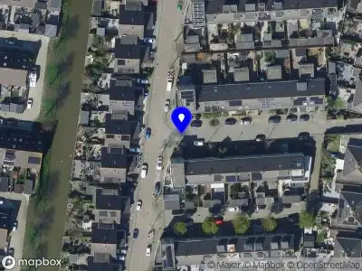 Ambulance met grote spoed naar de Josephine van Gasterenstraat in Spijkenisse