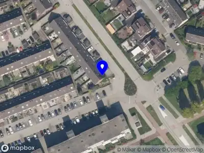 Ambulance met gepaste spoed naar de Slot Moermondstraat in Schiedam