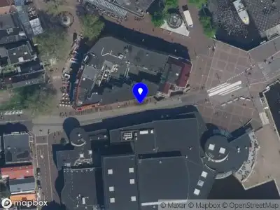 Ambulance naar de Nicolaasstraat in Zaandam