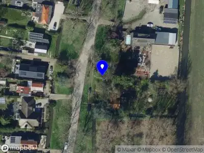 Ambulance met grote spoed naar de Slotsedijk in Rhoon
