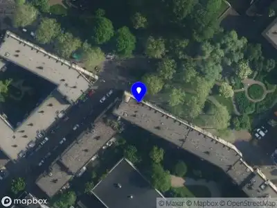 Brandweer met grote spoed naar de Oostenburgerpark in Amsterdam vanwege reanimatie