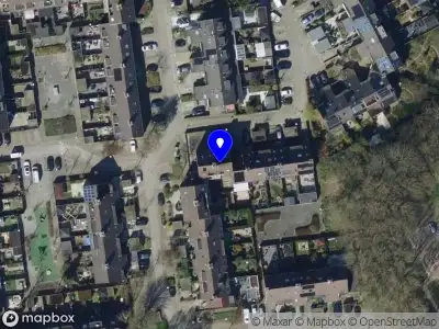 Ambulance met grote spoed naar de Bergeend in Barendrecht