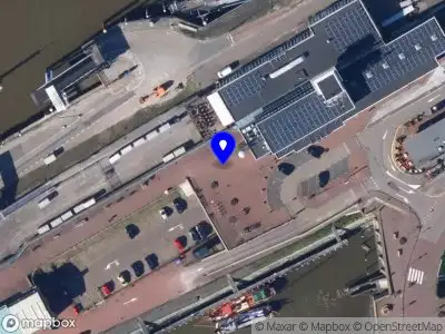 112 melding Politie met grote spoed naar de Waddenpromenade in Harlingen vanwege ongeval met letsel