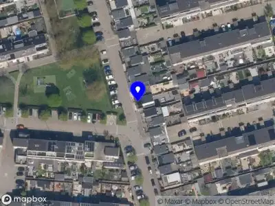 Ambulance met grote spoed naar de Dilleveld in Schiedam