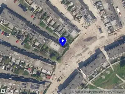 Ambulance met gepaste spoed naar de Kaarsenmakerhof in Schiedam