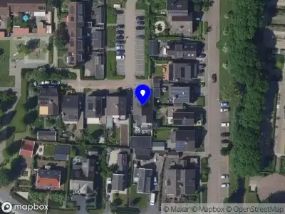 Brandweer met grote spoed naar de Sterremuurplaats in Bleskensgraaf vanwege voertuigbrand