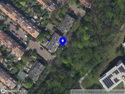 Ambulance met grote spoed naar de Flanorpad in Leiden
