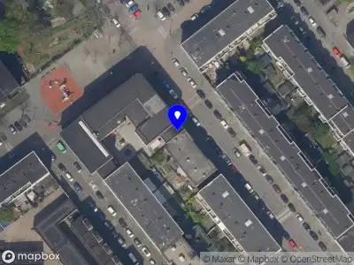 Ambulance met gepaste spoed naar de Retiefstraat in Rotterdam