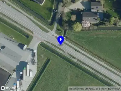 Politie naar de Van Heemstraweg-oost in Zaltbommel vanwege aanrijding met letsel