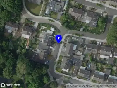 Brandweer met gepaste spoed naar de Kasteel Horionstraat in Roermond vanwege een buitenbrand