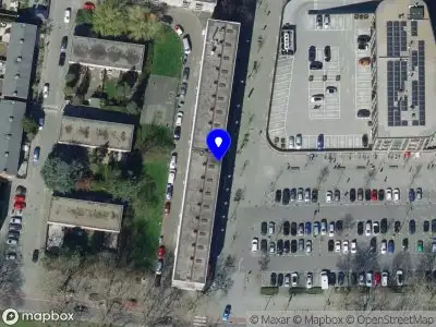 Ambulance met grote spoed naar de Asterlo in Rotterdam