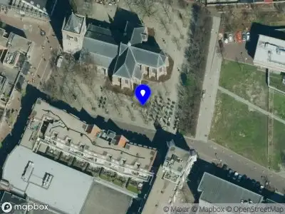 Brandweer met gepaste spoed naar de Oude Kerkplein in Ede vanwege een liftopsluiting