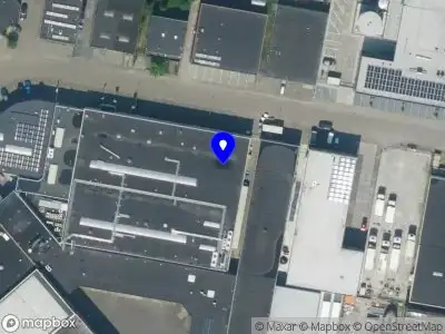 Ambulance en brandweer met grote spoed naar de Hamerstraat in Edam vanwege middelgrote brand