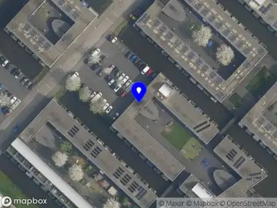 Ambulance met grote spoed naar de Van Pomerenvaart in 's-Gravenhage