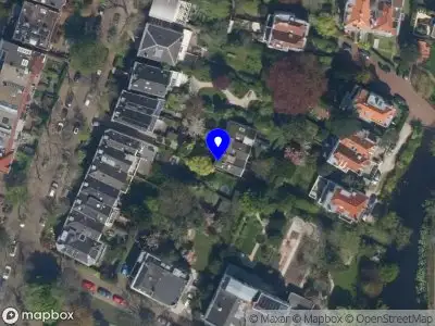 112 melding Ambulance met gepaste spoed naar de Hoflaan in Rotterdam