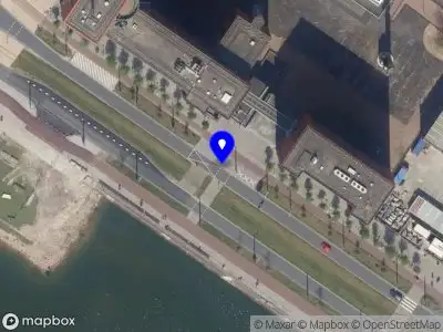 Ambulance naar de Posthumalaan in Rotterdam