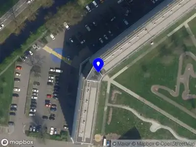 Ambulance met gepaste spoed naar de Purmerhoek in Capelle aan den IJssel