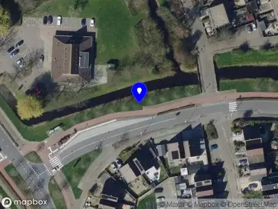 Brandweer met gepaste spoed naar de Mossel in Hellevoetsluis vanwege stormschade