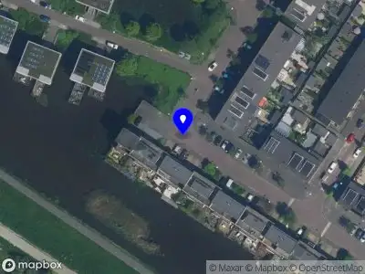 Ambulance met grote spoed naar de Escudolaan in Amsterdam