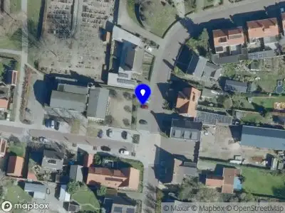 Politie naar de Pastoor van Akenstraat in Vlijmen vanwege ongeval met letsel