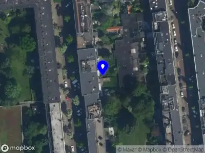 Brandweer met grote spoed naar de Witte de Withstraat in Amsterdam vanwege gebouwbrand