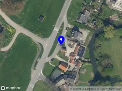 Ambulance met grote spoed naar de Gelkenes in Groot-Ammers