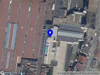 Ambulance met grote spoed naar de Broersveld in Schiedam