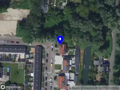 Ambulance met grote spoed naar de Van Speykstraat in Dordrecht
