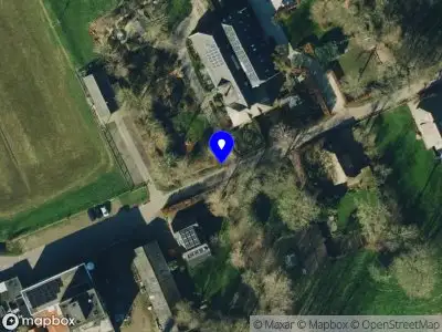 Brandweer met grote spoed naar de Stuurmansweg in 's-Heerenbroek vanwege middelgrote brand