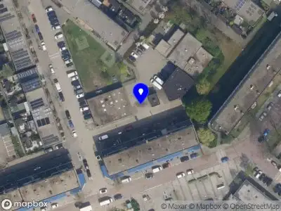 Ambulance met grote spoed naar de Moltzerhof in Rotterdam