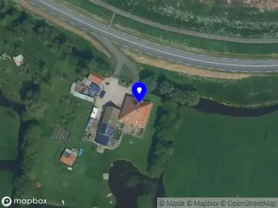 Ambulance naar de Waterlandse Zeedijk in Uitdam