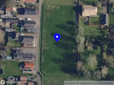 Brandweer met grote spoed naar de Hoofdstraat in Noordbroek vanwege waarnemen gaslucht