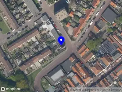 Ambulance met grote spoed naar de M H Trompstraat in Brielle