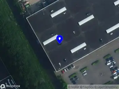 Ambulance met gepaste spoed naar de Schepenbergweg in Amsterdam