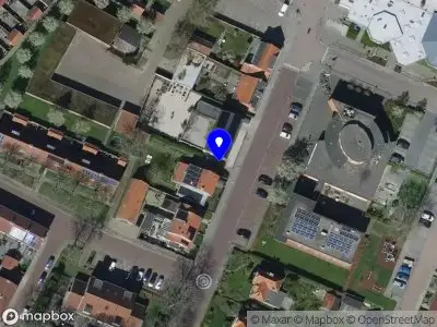 Ambulance met grote spoed naar de Emmastraat in Oude-Tonge