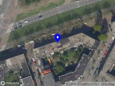Ambulance met grote spoed naar de Putselaan in Rotterdam