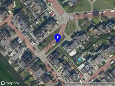 Brandweer met gepaste spoed naar de De Wulp in Ouderkerk aan den IJssel vanwege een liftopsluiting