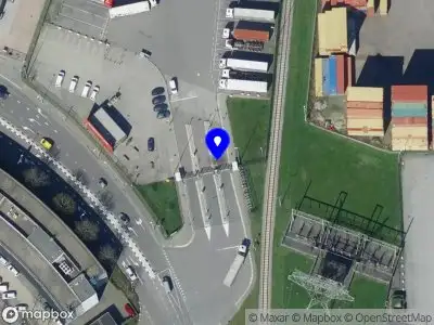 Ambulance met gepaste spoed naar de Antonie Bodaanweg in Rotterdam