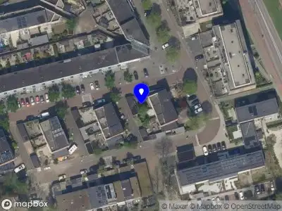 Brandweer met grote spoed naar de Pompenburgsingel in Vlaardingen vanwege voertuigbrand