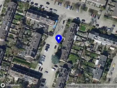 Brandweer met gepaste spoed naar de Viswant in Hoogvliet Rotterdam vanwege stormschade