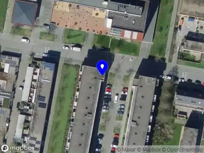 Ambulance met grote spoed naar de Sliedrechtstraat in Rotterdam