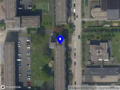 Ambulance met grote spoed naar de Heindijk in Rotterdam