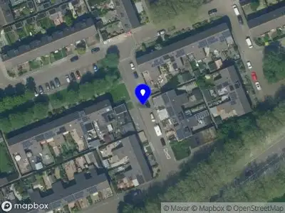 Ambulance met grote spoed naar de Koggenstraat in Edam