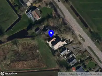 Politie met grote spoed naar de Westerdijk in Ryptsjerk vanwege voertuigen te water